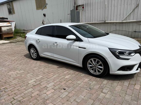 Sahibinden Renault Megane 1.5 dCi Touch Plus 2016 Model  225.000 km Beyaz