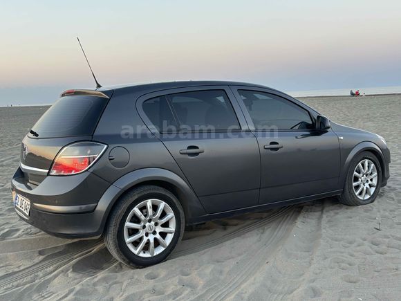 Opel Astra 1.6 Cosmo  2011 Model  115.000 km 