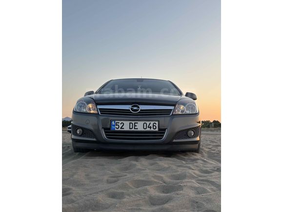 Opel Astra 1.6 Cosmo  2011 Model  115.000 km 