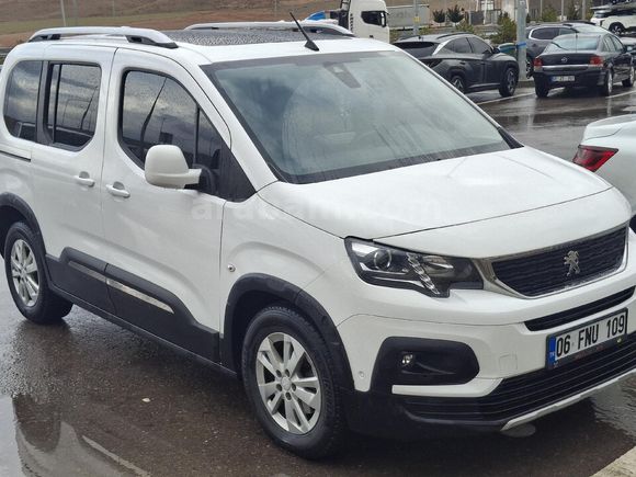 Sahibinden Peugeot Rifter 1.5 BlueHDI Allure 2020 Model  65.000 km Beyaz