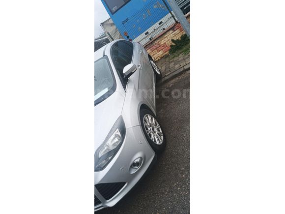 Sahibinden Ford Focus 1.6 TDCi Titanium 2012 Model