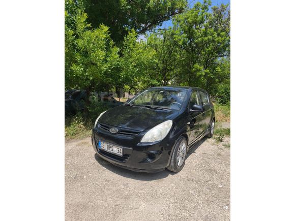 Sahibinden Hyundai i20 1.4 CVVT Team 2012 Model