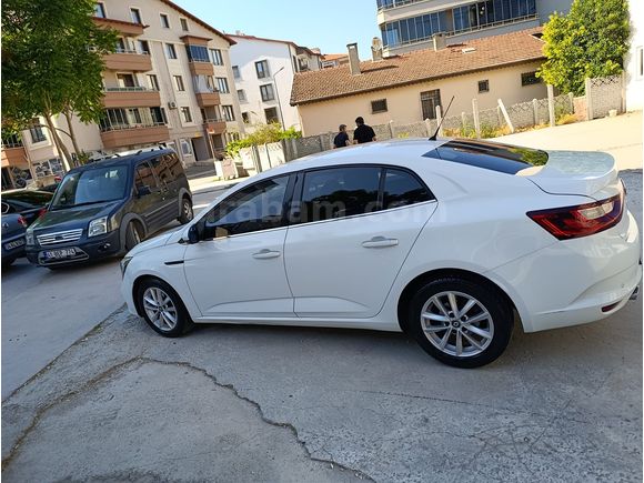 Sahibinden Renault Megane 1.5 dCi Touch 2016 Model 