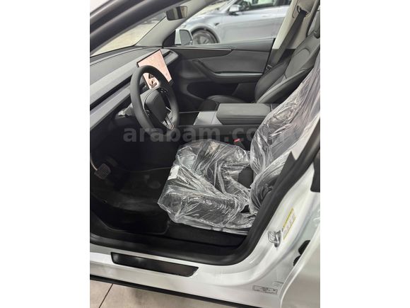 Sahibinden Tesla Model Y Standart (Juniper) 2025 Model 