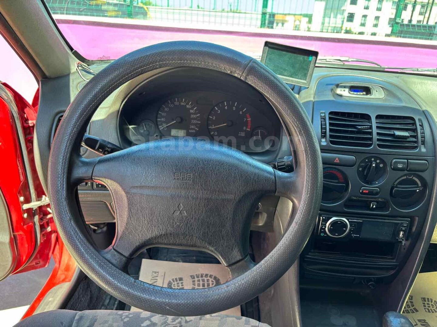 Sahibinden Mitsubishi Carisma 1.6 GLX 1999 Model Çorum 267.000 km Kırmızı 6