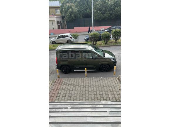 Sahibinden Citroen Berlingo 1.5 BlueHDI Shine 2024 Model 