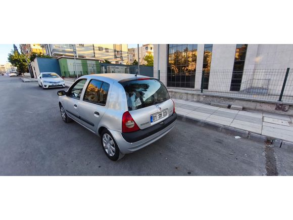 Ögretmenden Değişensiz Renault Clio 1.2 Authentique 2006 Model
