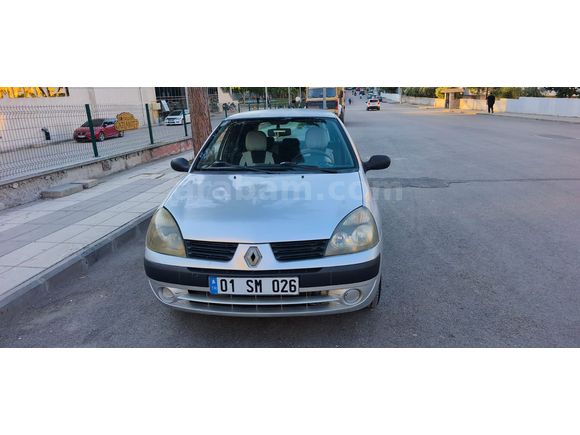 Ögretmenden Değişensiz Renault Clio 1.2 Authentique 2006 Model