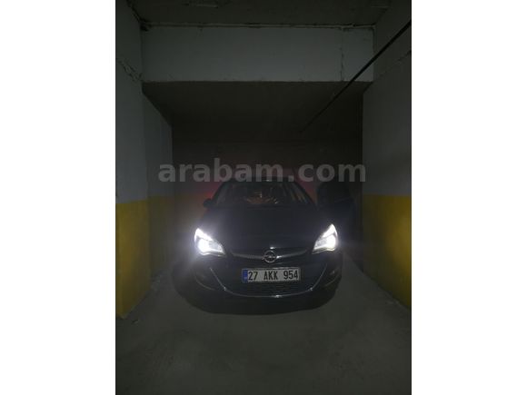 Sahibinden Opel Astra 1.4 T Cosmo 2015 Model  137.000 km Siyah