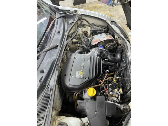 Sahibinden Renault Kangoo 1.9 D 2000 Model 