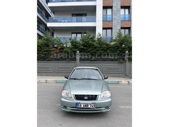 Sahibinden Hyundai Accent 1.3 Admire 2005 Model  147.000 km Yeşil