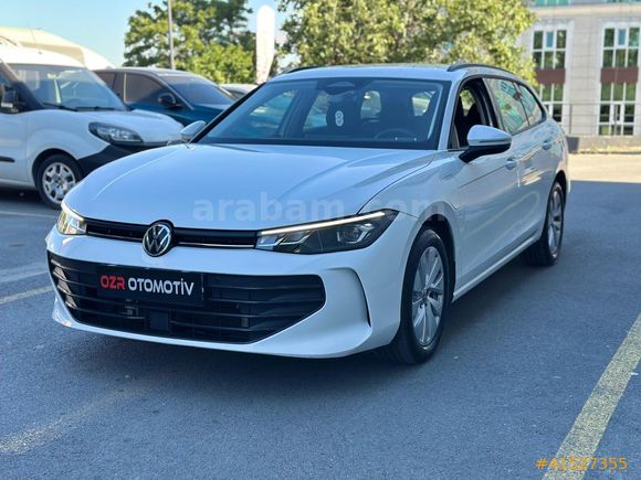 2025 PASSAT HATASIZ 1.5 e-TSI Hybrid 17 BİN KM