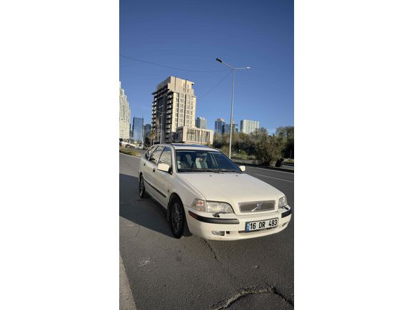 Sahibinden Volvo V40 1.8 2001 Model 