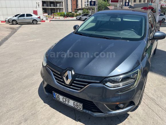 Sahibinden Hatasız Boyasız Tramersiz Renault Megane 1.3 TCe Icon 2020 Model 