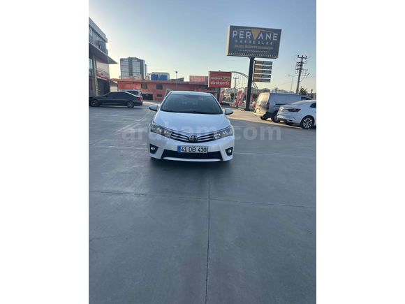 HATASIZ AYARINDA COROLLA 1.6 TOUCH PAKET LPGLİİ ÇOK TEMİZ