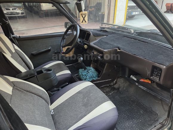 PLAKALI RUSATLI TOFAŞ ŞAHİN 1990 MODEL 1.6