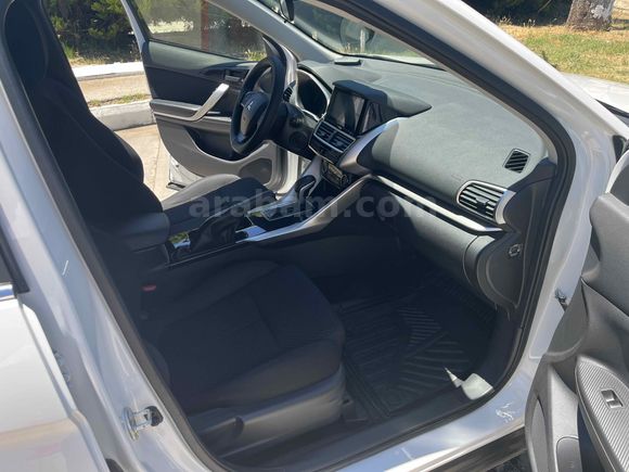 Sahibinden Mitsubishi Eclipse Cross 1.5 MIVEC Invite 2020 Model 