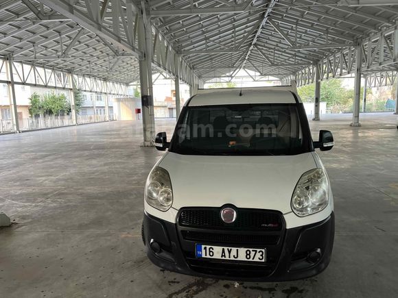Orjinal hatasız boyasız değişensiz    
134 bin km de 