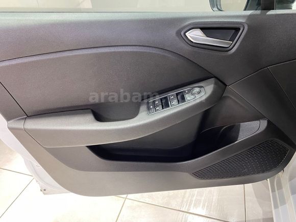 otomobil Renault Clio 1.0 TCe Touch