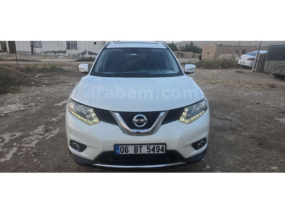 Sahibinden Nissan X-Trail 1.6 dCi Design 2014 Model  109.200 km Beyaz