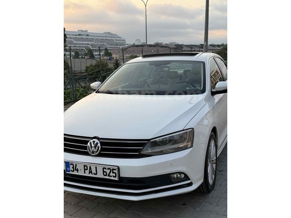 Sahibinden Volkswagen Jetta 1.6 TDi Highline 2015 Model  178.000 km Beyaz