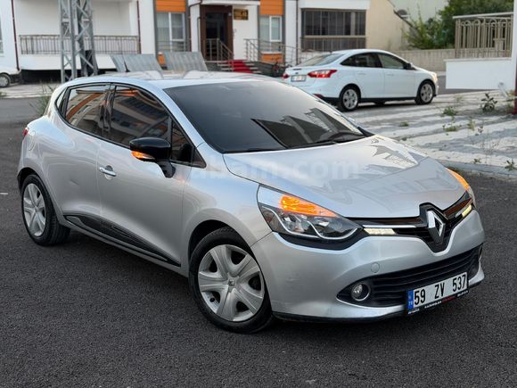 Renault Clio 1.5 dCi Touch 2015 Model