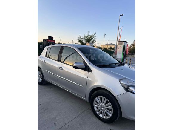 Sahibinden Renault Clio 1.5 dCi Expression 2009 Model 