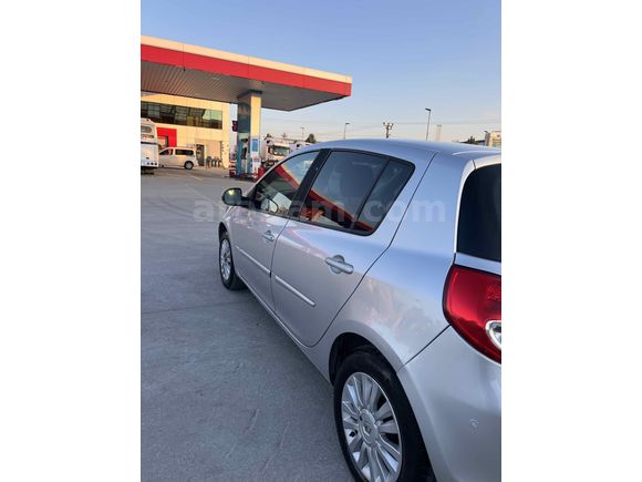 Sahibinden Renault Clio 1.5 dCi Expression 2009 Model 