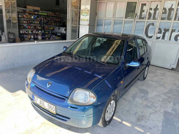 Sahibinden Renault Clio 1.4 RN 2000 Model 