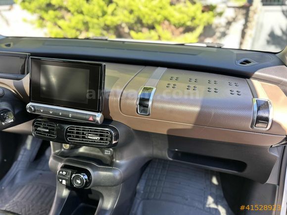 B&A MOTORS"DAN 2017 C4 CACTUS 1.6 E-HDİ SHİNE CAM TAVAN 98 BİN K