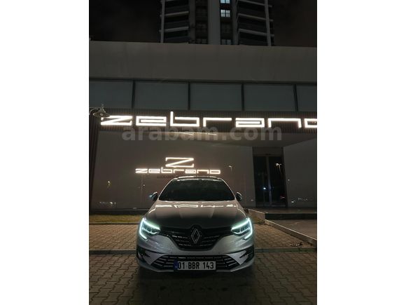 Sahibinden Renault Megane 1.3 TCe Icon 2023 Model Adana 76.000 km Gri (metalik)