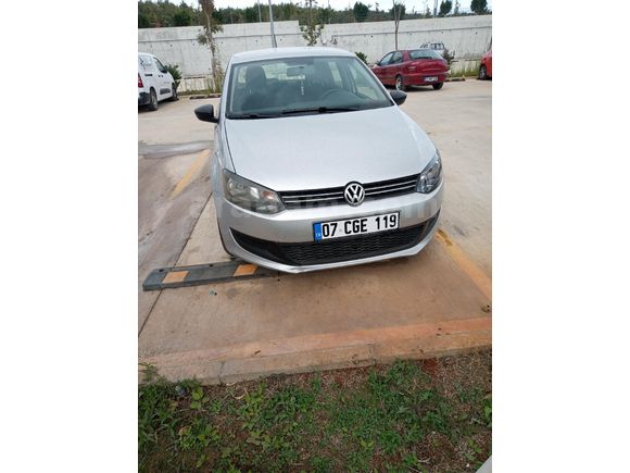 Sahibinden Volkswagen Polo 1.2 TDi Trendline 2013 Model  184.000 km Gri (Gümüş)