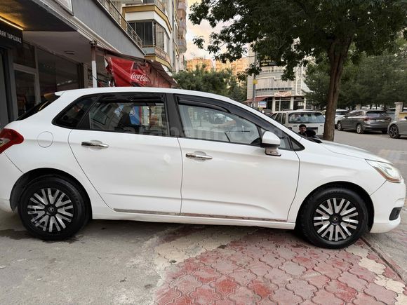     2012 C4 1.6 HDi Attraction | 172 Bin Km | Muayene 2026