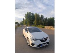 MEMURDAN 2021 MAKYAJLI KASA KAZASIZ BOYASIZ DEĞİŞENSİZ TEMİZ MEGANE 4