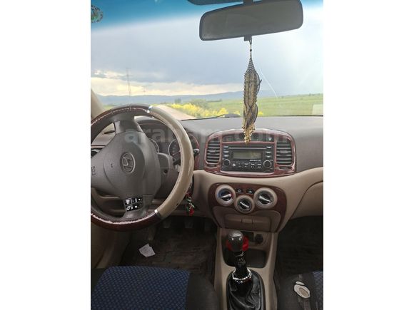 Sahibinden Hyundai Accent Era 1.4 Team 2008 Model