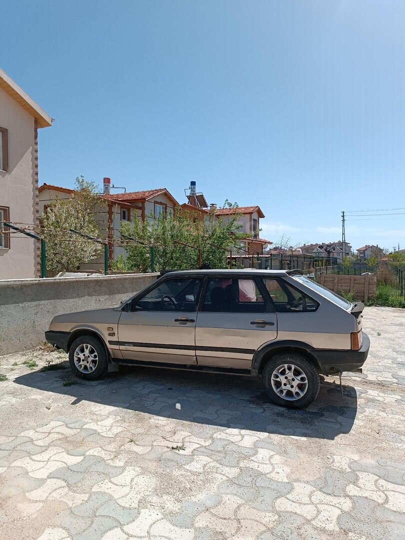 Sahibinden Lada Samara 1.5 1999 Model 3