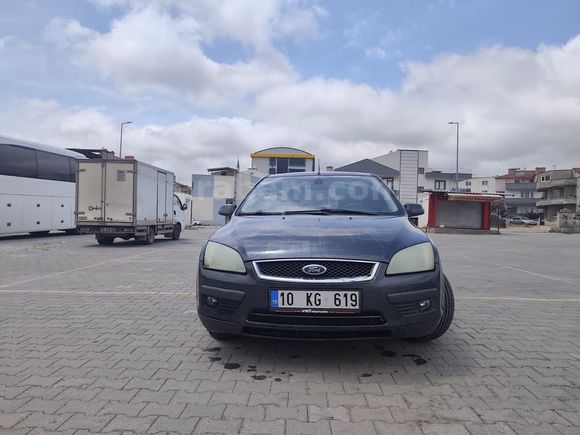 Sahibinden Ford Focus 1.6 Ghia 2006 Model 