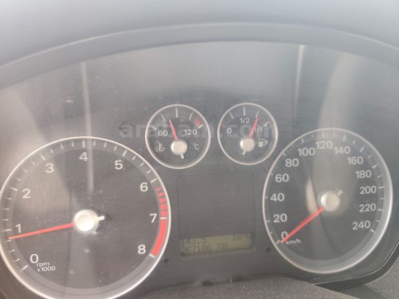 Sahibinden Ford Focus 1.6 Ghia 2006 Model 