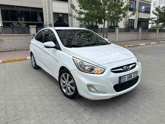 OTOMATİK VİTES 1.6 DİZEL 7 İLERİ HYUNDAİ ACCENT 