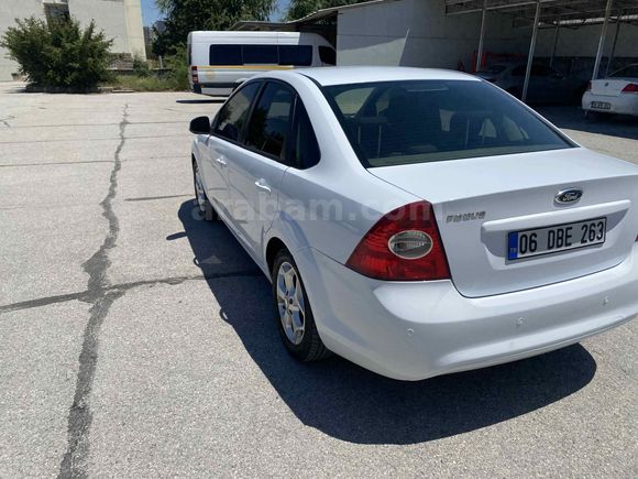 Sahibinden Ford Focus 1.6 Trend 2011 Model Ankara