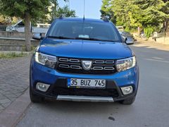 Sahibinden Dacia Sandero 1.5 BlueDCI Stepway 2019 Model  174.000 km Mavi
