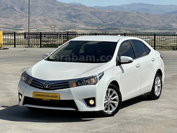 2014 MODEL COROLLA KILOMETRE 144 BİN YETKİLI SERVIS
BKML IÇI BEJ
