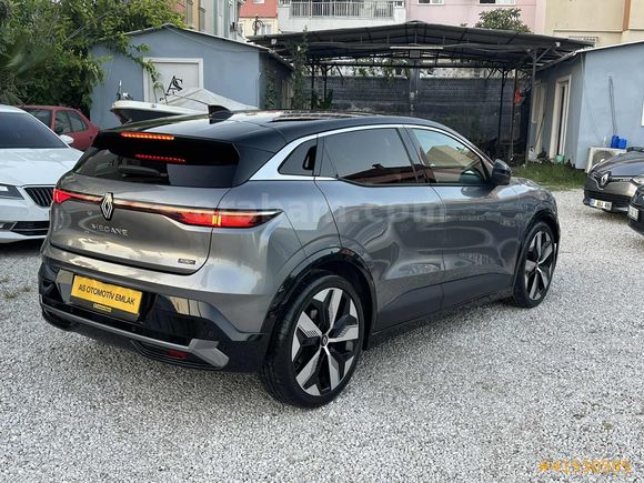 AS OTOMOTİV DEN 2023 RENAULT MEGANE E- TECH 218 HP TECHNO