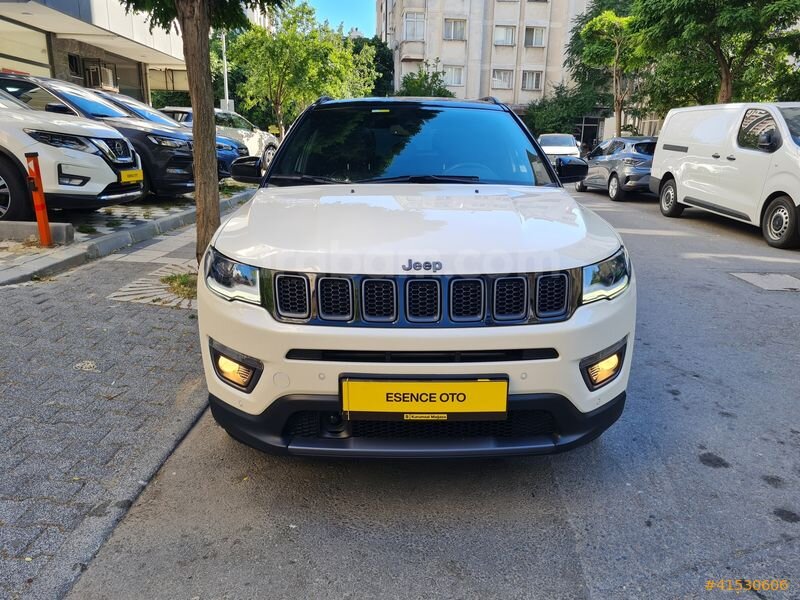 HATASIZ BOYASIZ JEEP COMPASS 1. 3 S LİMİTED 150 HP CAM TAVAN