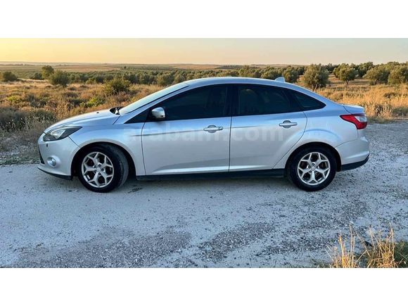 Sahibinden Ford Focus 1.6 TDCi Trend 2011 Model