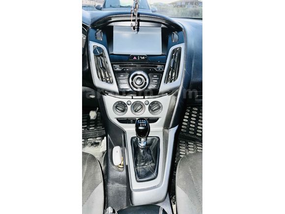 Sahibinden Ford Focus 1.6 TDCi Trend 2011 Model