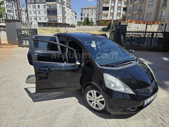 Sahibinden Honda Jazz 1.4 Fun 2011 Model