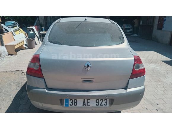 araç Zonguldak'ta kazalı kaporta masraflı motoru yapılali 1hafta oldu on egirbekler patlakqrac Fransız 2004 model ful pakettir l