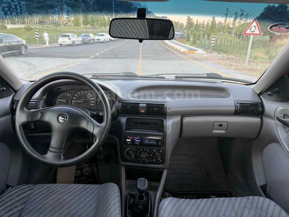Galeriden Opel Astra 1.6 1996 Model Balıkesir