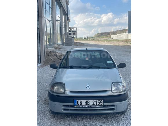 2000 Renault Clio 1.6 Otomatik, Dolu Paket, Temiz, Ekonomik
